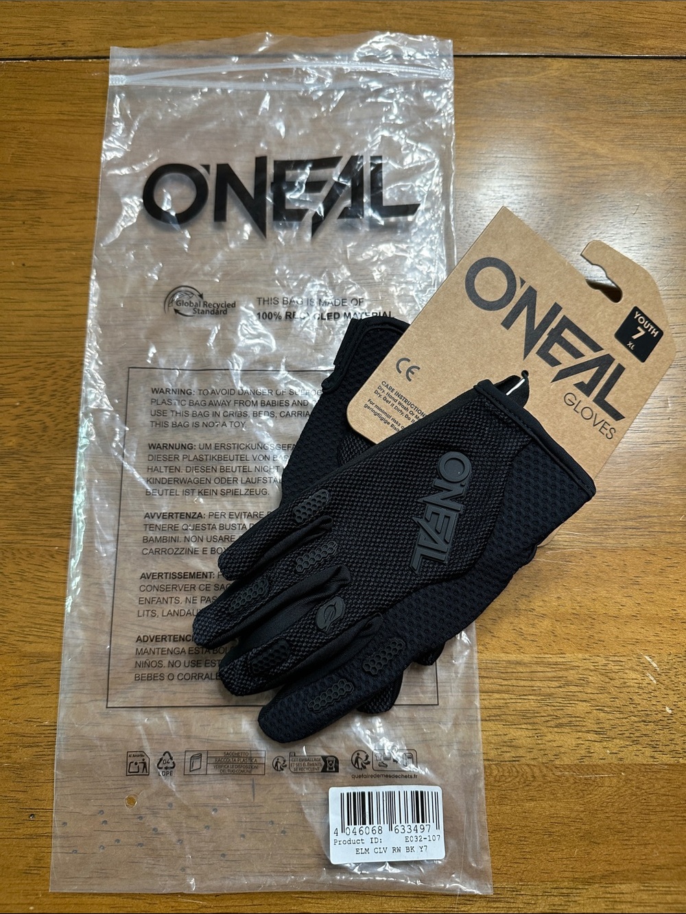 O’Neal Youth size 7/XL Black Riding Gloves - Lightweight Breathable Design